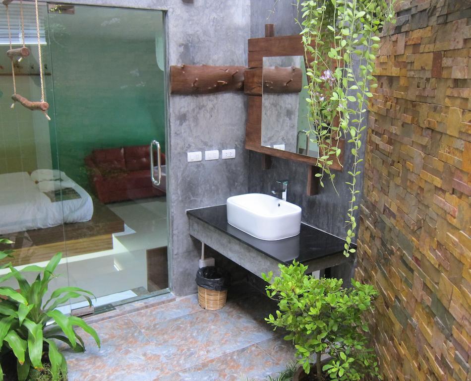 Forest Bungalows & Mama'S Restaurant Chalong Bilik gambar